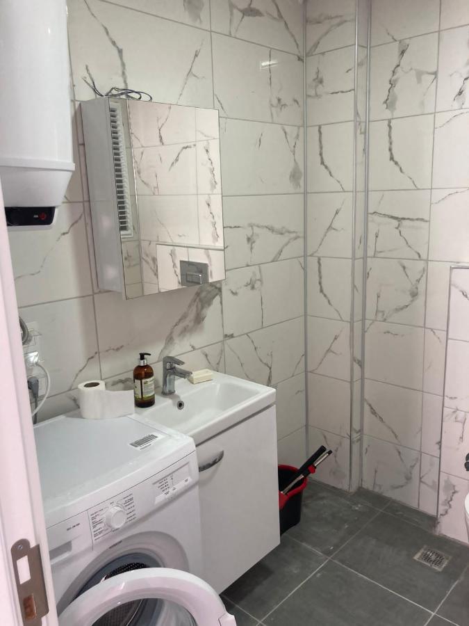 Sahil Aparts - Guelluek Aparthotel Milas ภายนอก รูปภาพ